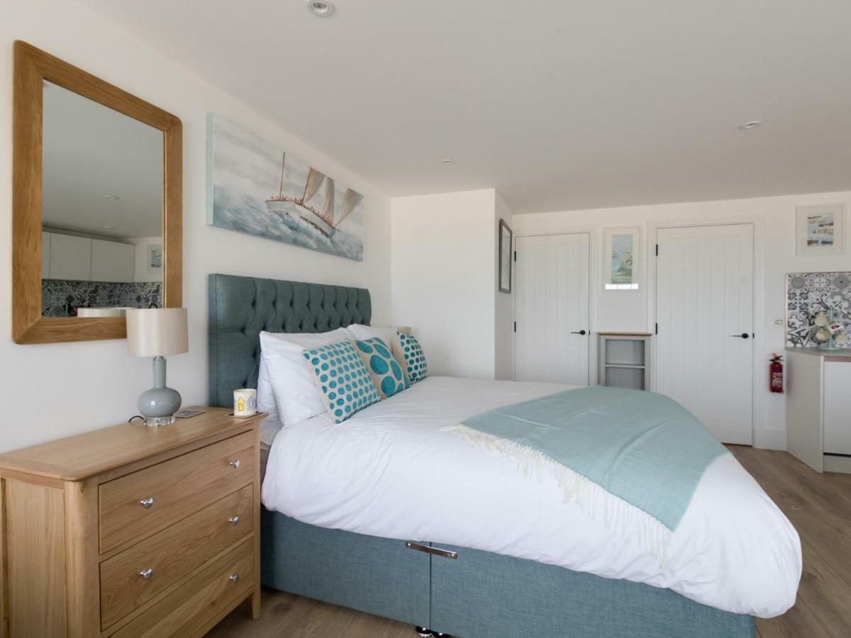 6 The Beaches Weymouth Exterior foto